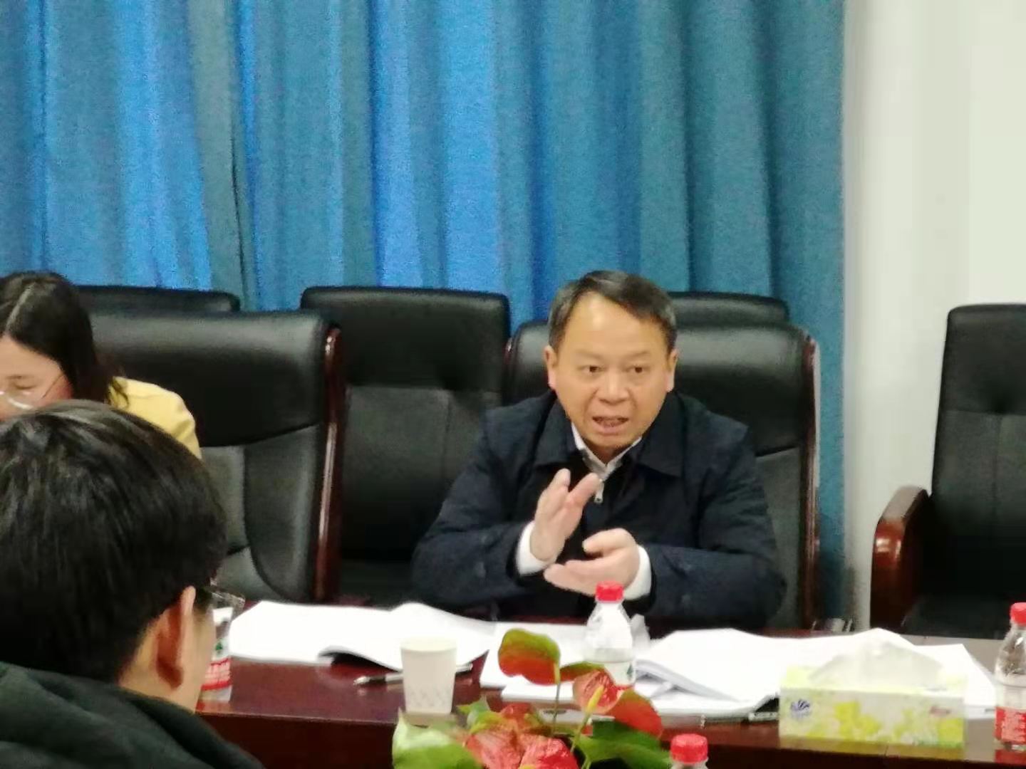 说明: //jt.91chigua88.com/__local/3/22/01/A12FC291794ED14E142124DEBD5_EB763CCD_23ACA.jpg